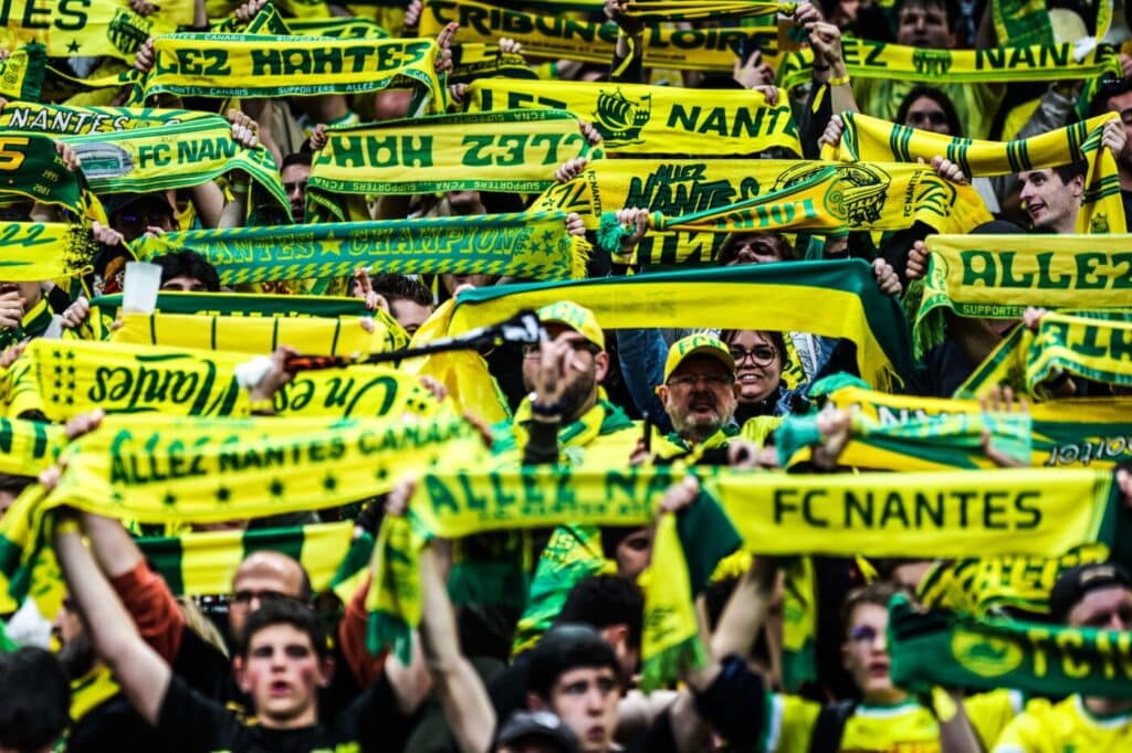 , Le FC Nantes propose de résilier le contrat d’un jeune joueur après sa décision de représenter l’Algérie
