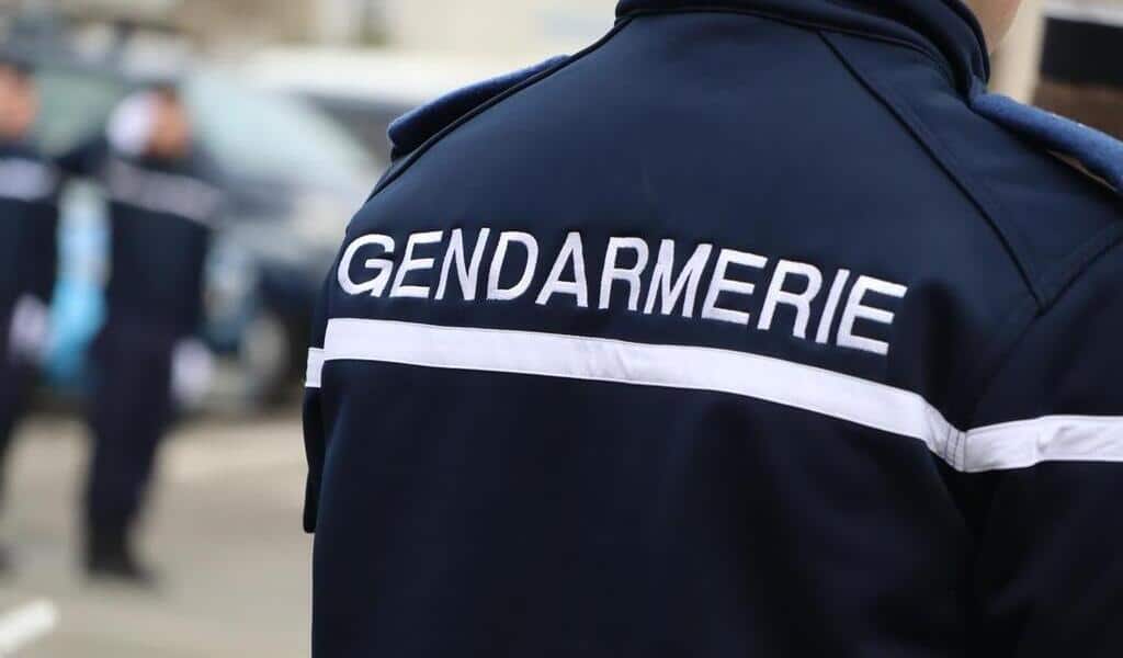 , Les téléphones de collégiens volés pendant leur activité sportive près de Nantes