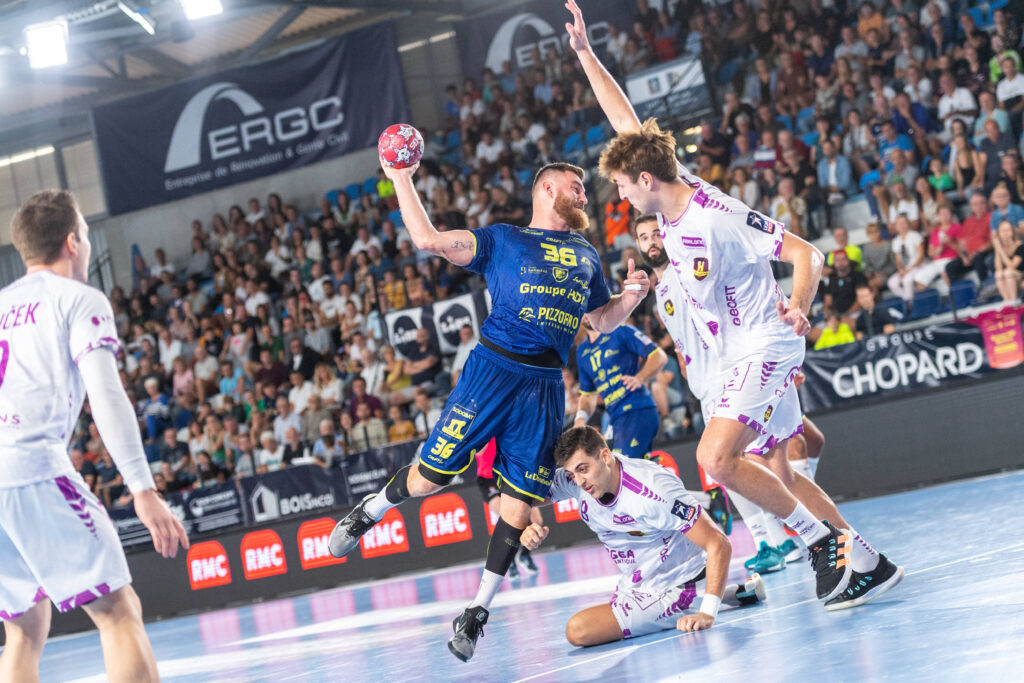 , Face à Nantes en ouverture: le calendrier de la saison du Saint-Raphaël Var handball dévoilé