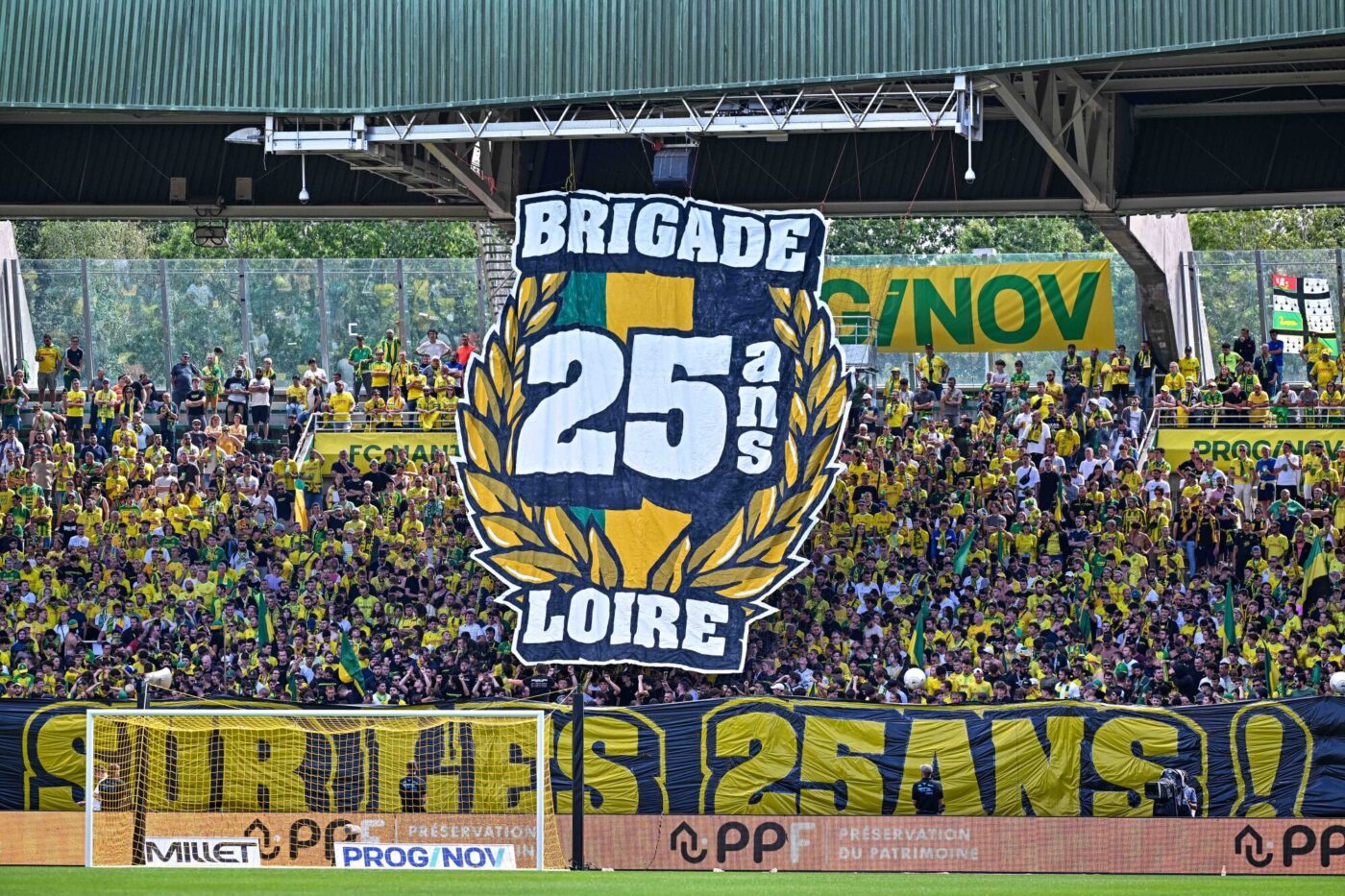 , La Brigade Loire tape sur le directeur sûreté et sécurité et la direction du FC Nantes