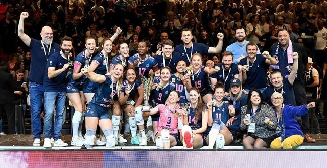 photo les neptunes de nantes ont remporté la coupe de france de volley-ball, le 30 mars 2024, à paris, en dominant mulhouse 3 sets à 0. 
